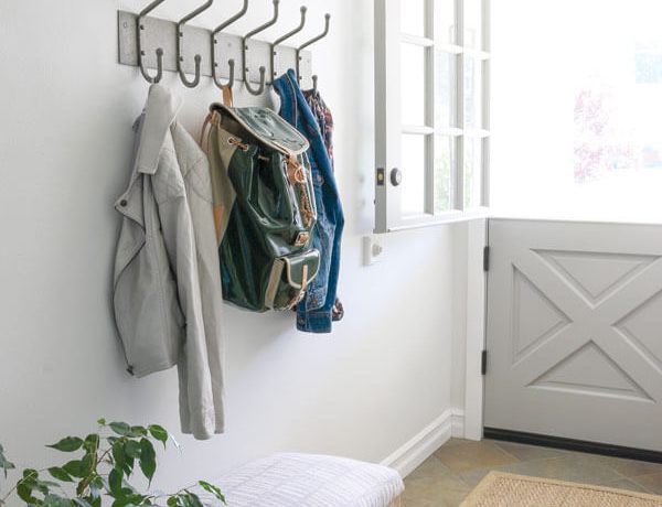 entryway for decluttering