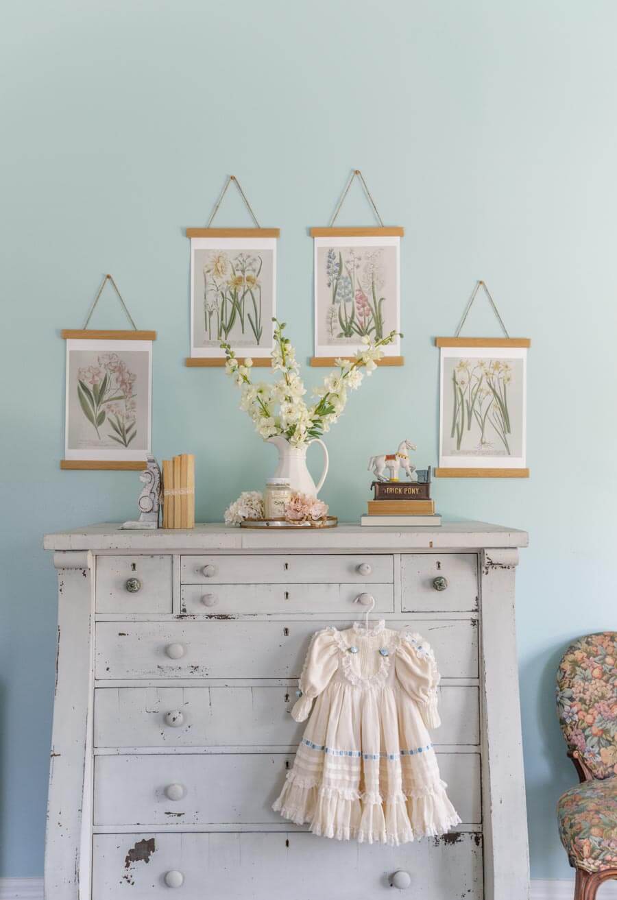 Shabby chic outlet bedroom dresser