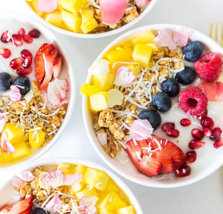 yogurt granola bowls