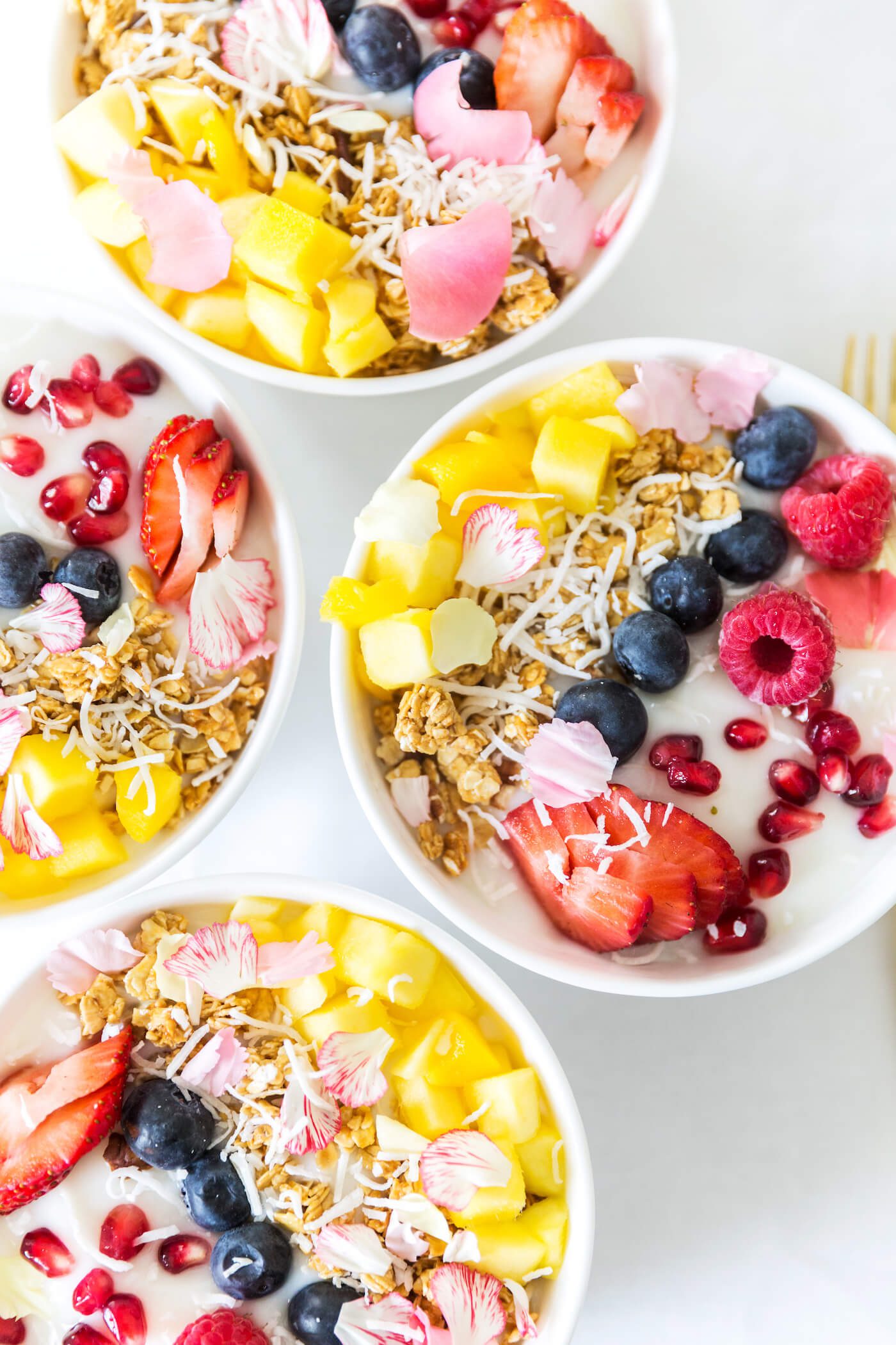 yogurt granola bowls