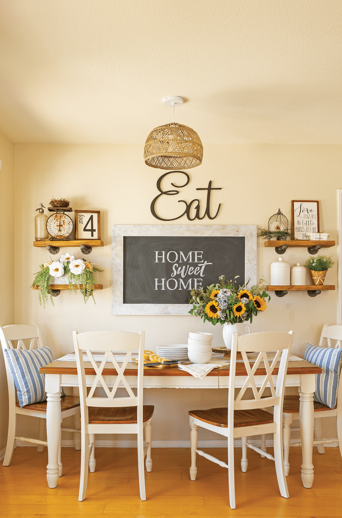 https://americanfarmhousestyle.com/wp-content/uploads/2019/07/AFS_JUN-JULY_Featured_01.png