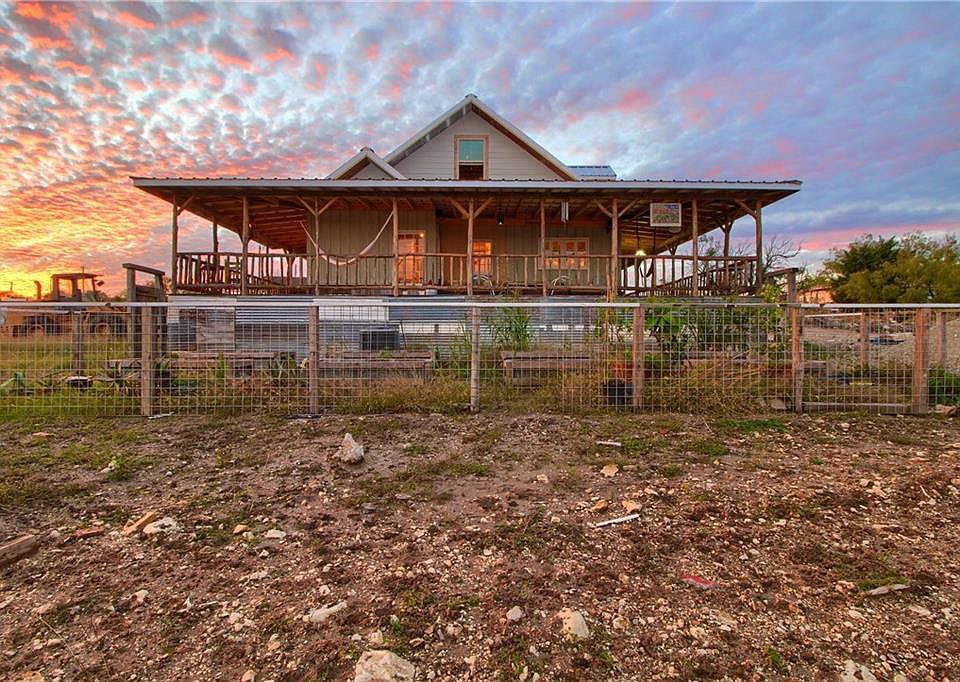 Austin ranch with beautiful blue and amber skies