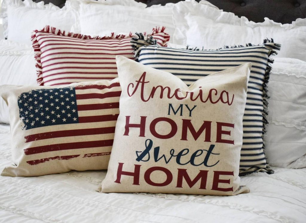 Patriotic outdoor outlet pillows