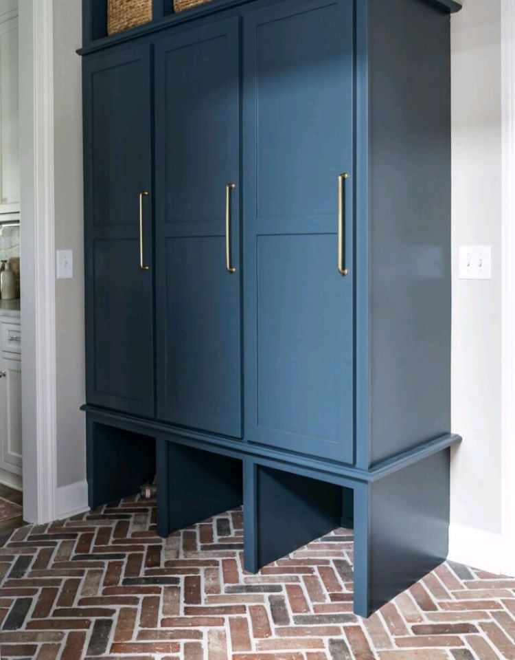 mudroom adjacent to the kitchen