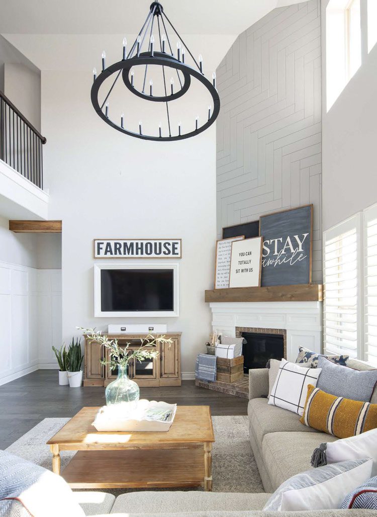 The high ceiling of their living room gives a very open and light feeling in their Texas farmhouse.