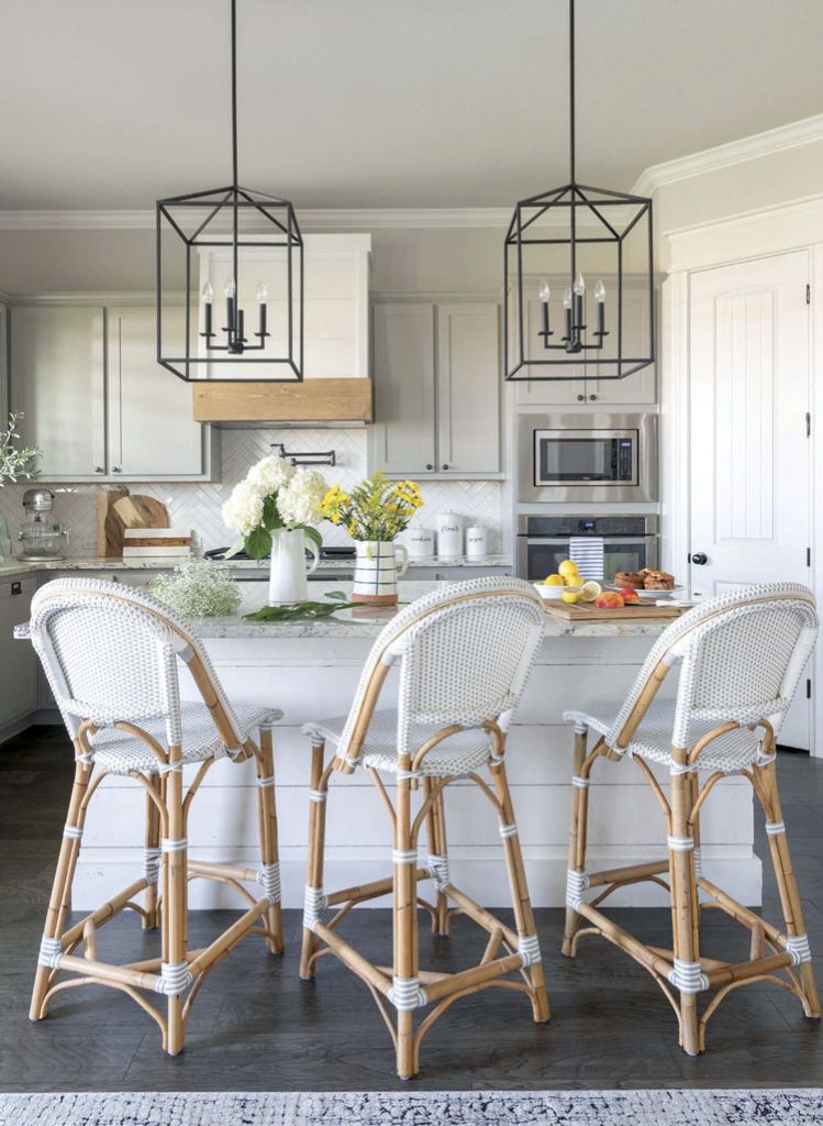 farmhouse lighting chandeliers