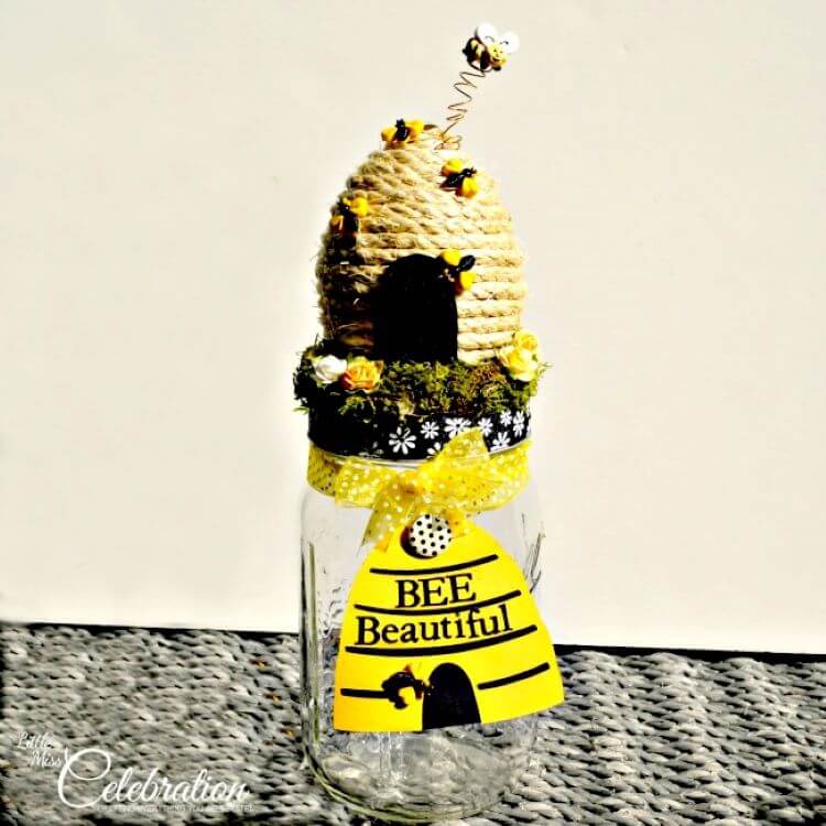 DIY Gift Jar with beehive and bees