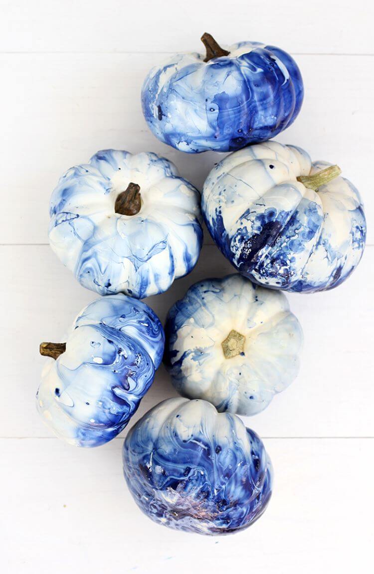 marbled pumpkins in white and blue no carve pumpkin