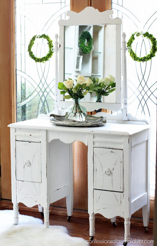 18 Painted White Furniture Makeovers (classic for all time) - Artsy Chicks  Rule®