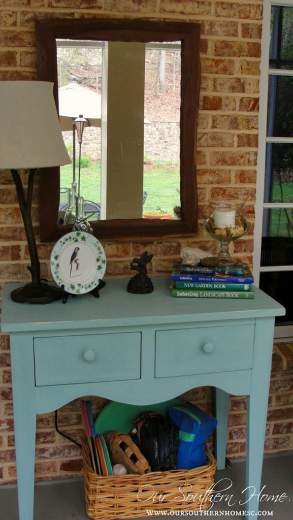 Before picture: Light seafoam green desk.