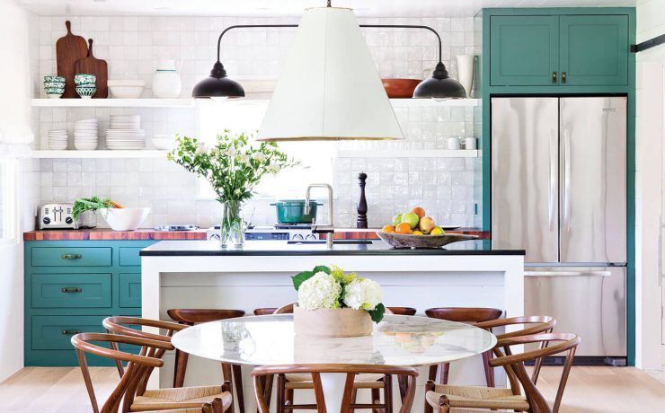 Midcentury farmhouse kitchen for top 2020s farmhouse trends