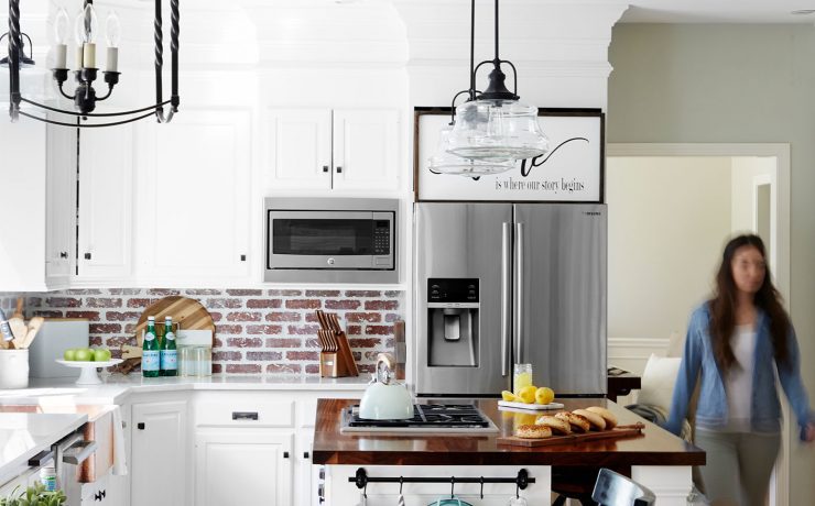 White and brick farmhouse kitchen