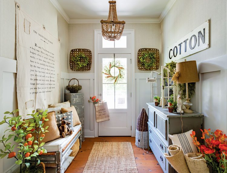 Georgia farmhouse with spring decor in entryway