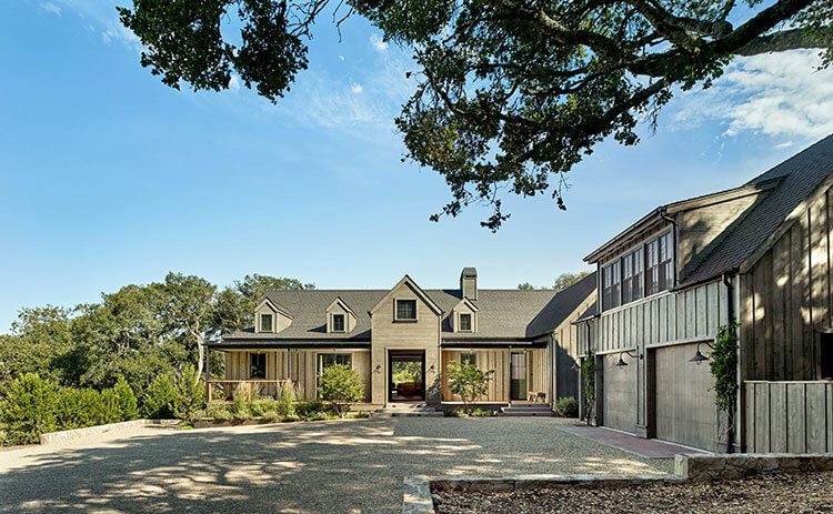 Exterior of modern farmhouse architecuture