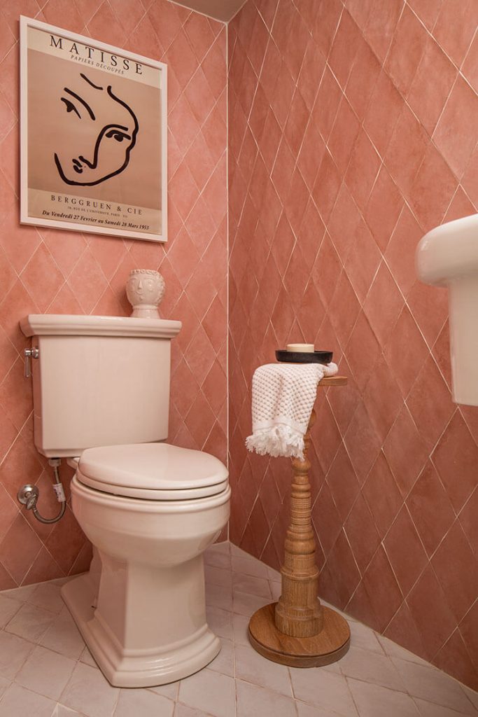 Bathroom with salmon pink tile for getting a custom home