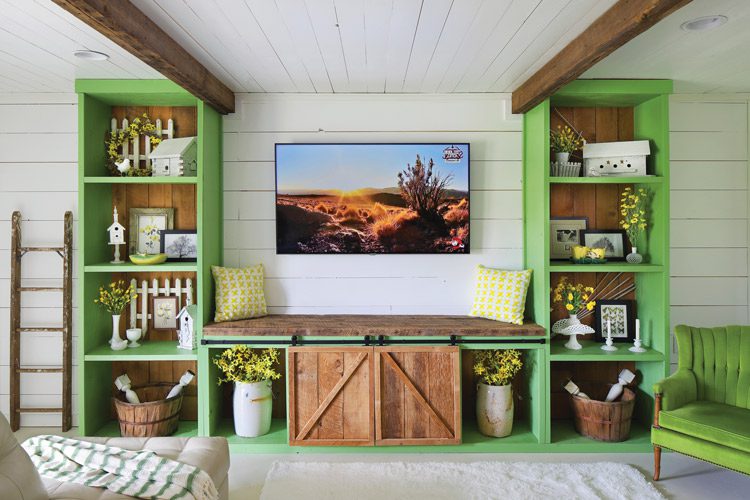 spring farmhouse family room