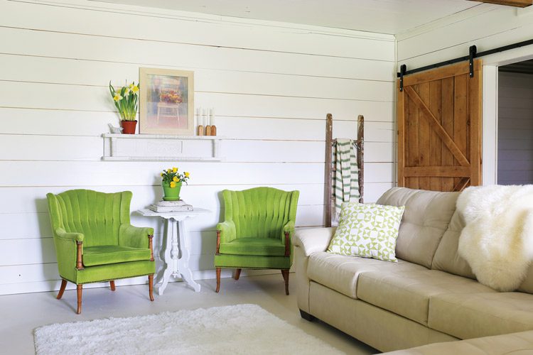 spring farmhouse living room