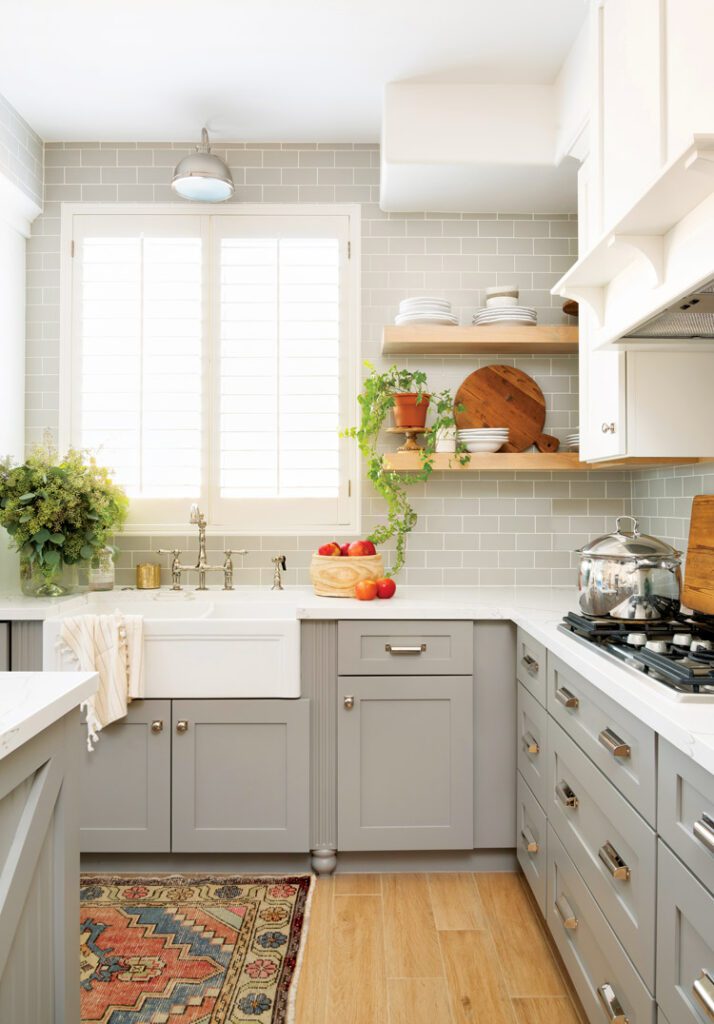 desert farmhouse kitchen