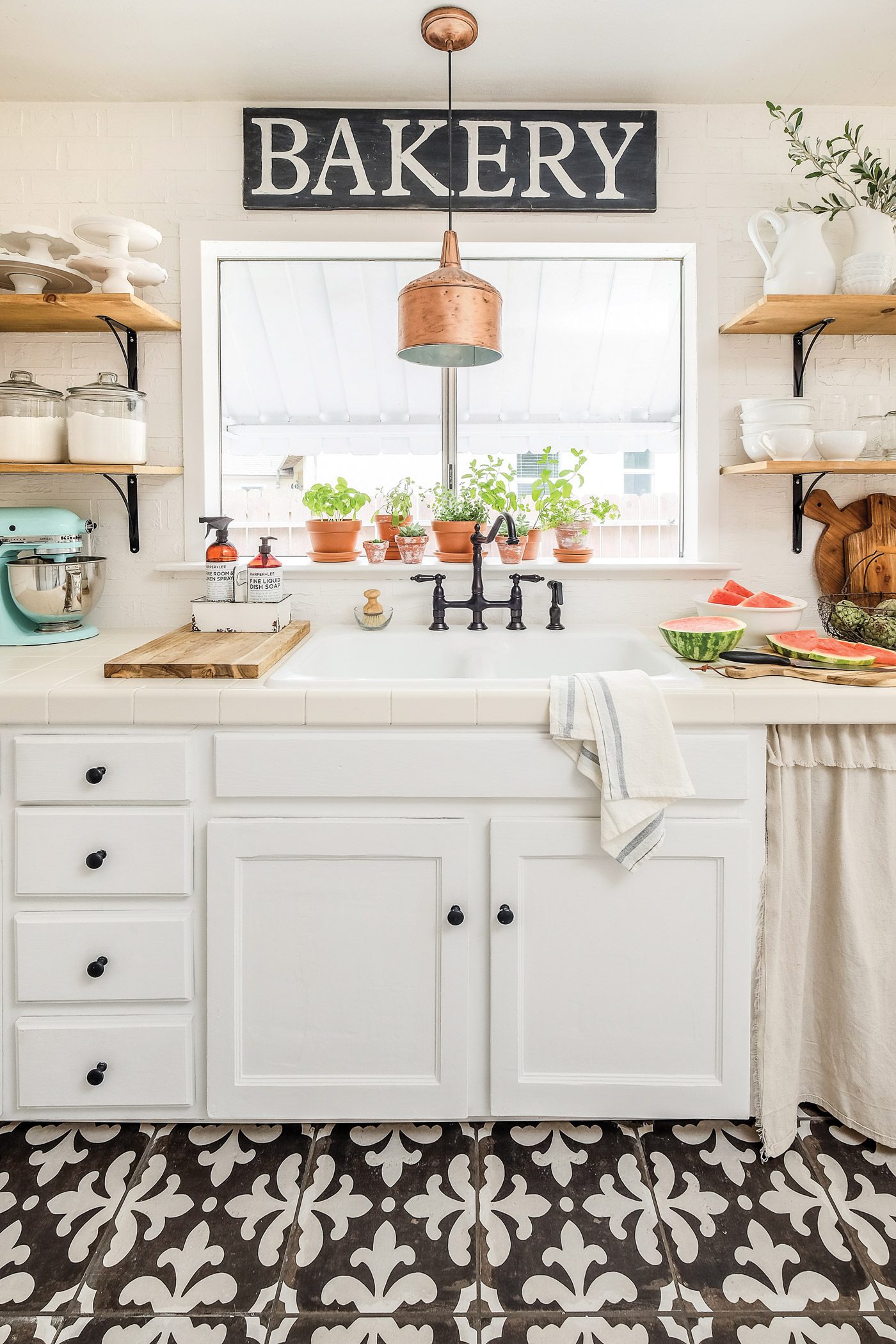 Farmhouse Style Organization and Storage Solutions - Artful Homemaking