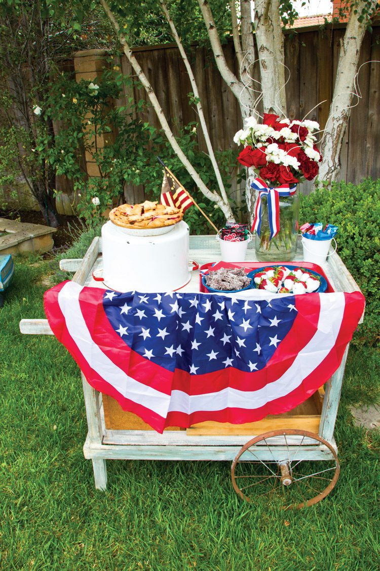 4th of July dessert cart