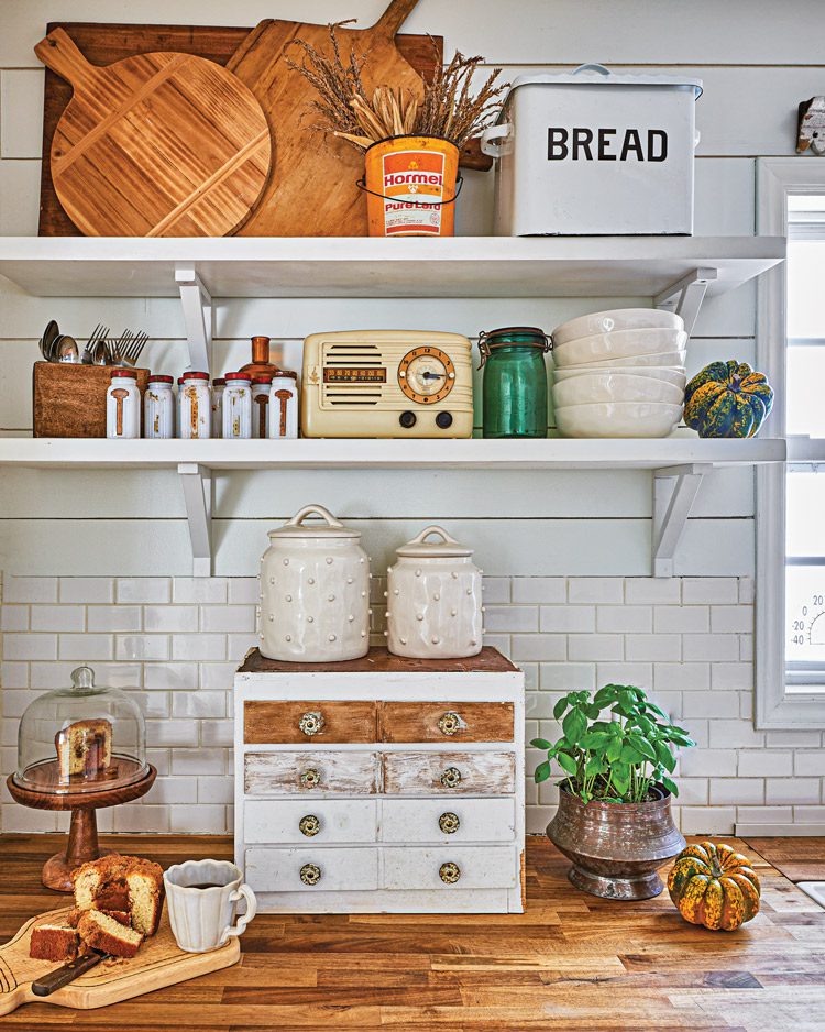 farm-cottage kitchen