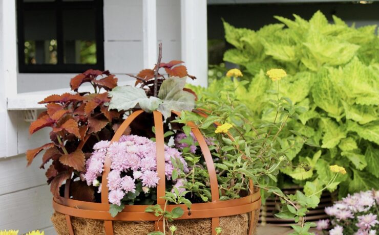 DIY metal pumpkin planter