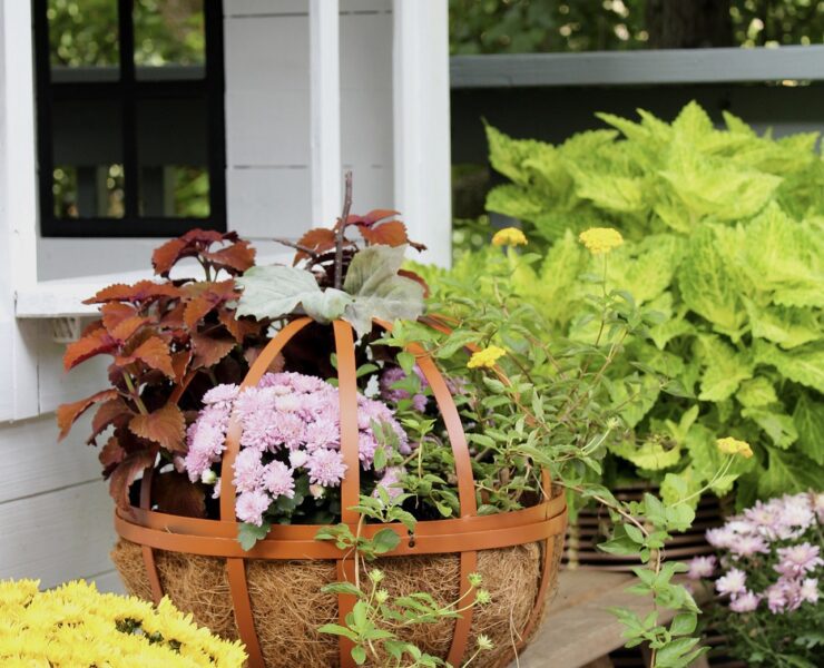 DIY metal pumpkin planter