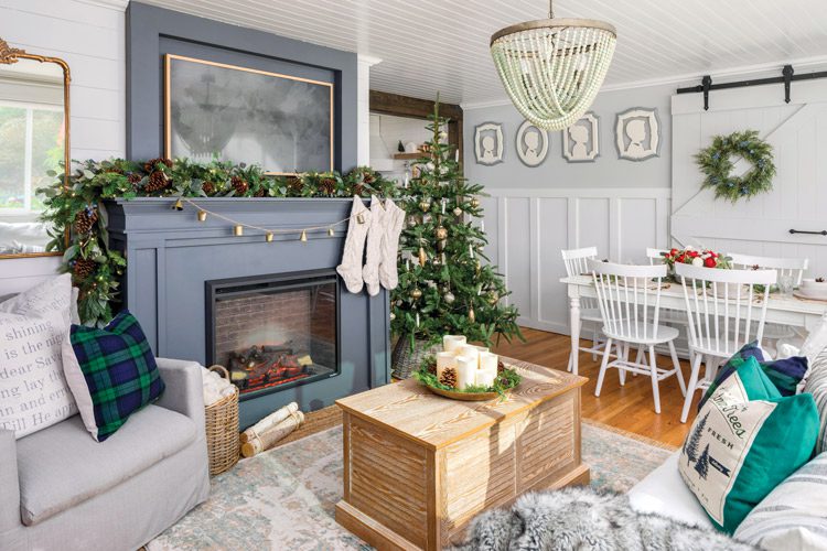 Blogger Sarah Wagner uses her holiday décor to make the space seem larger than it is.