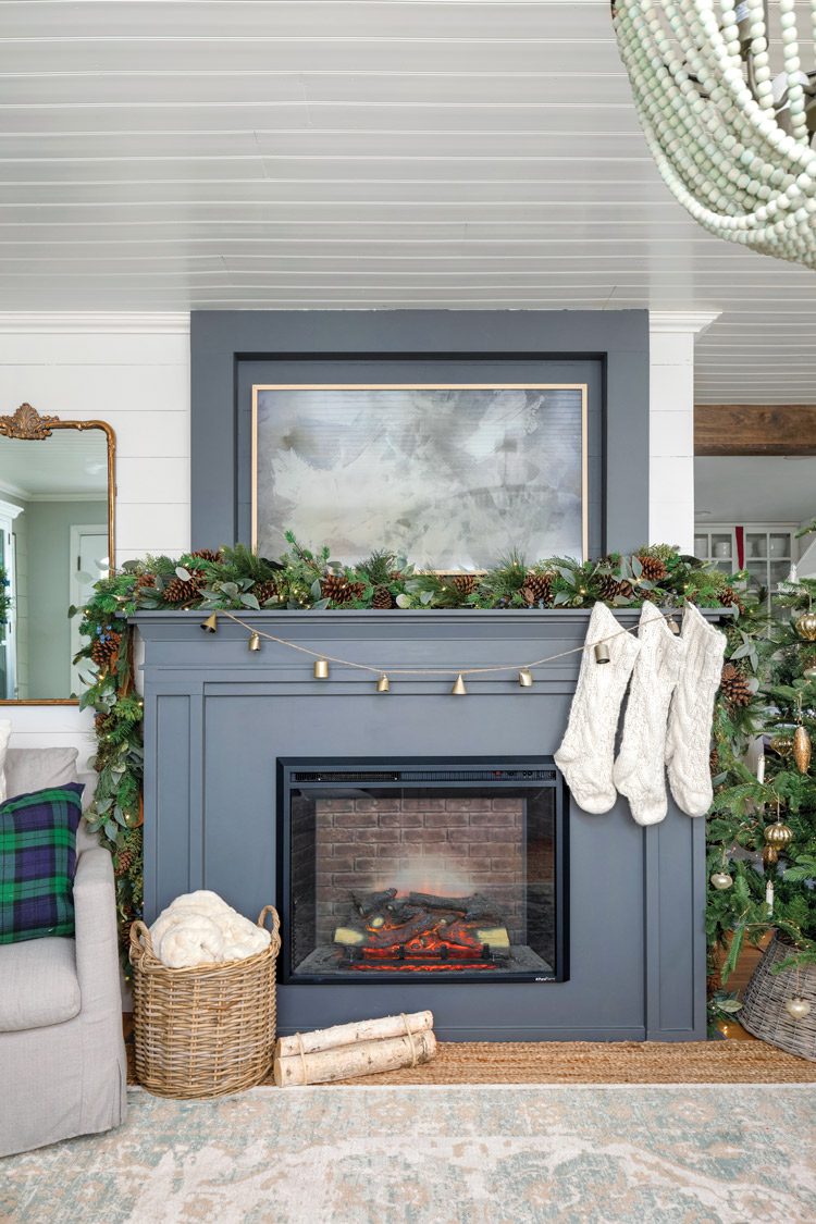 Blogger Sarah Wagner uses her holiday décor to make the space seem larger than it is.