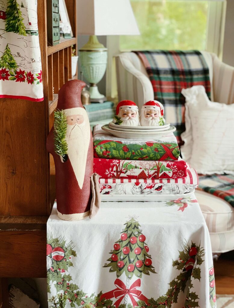 Vintage tablecloths for Christmas décor