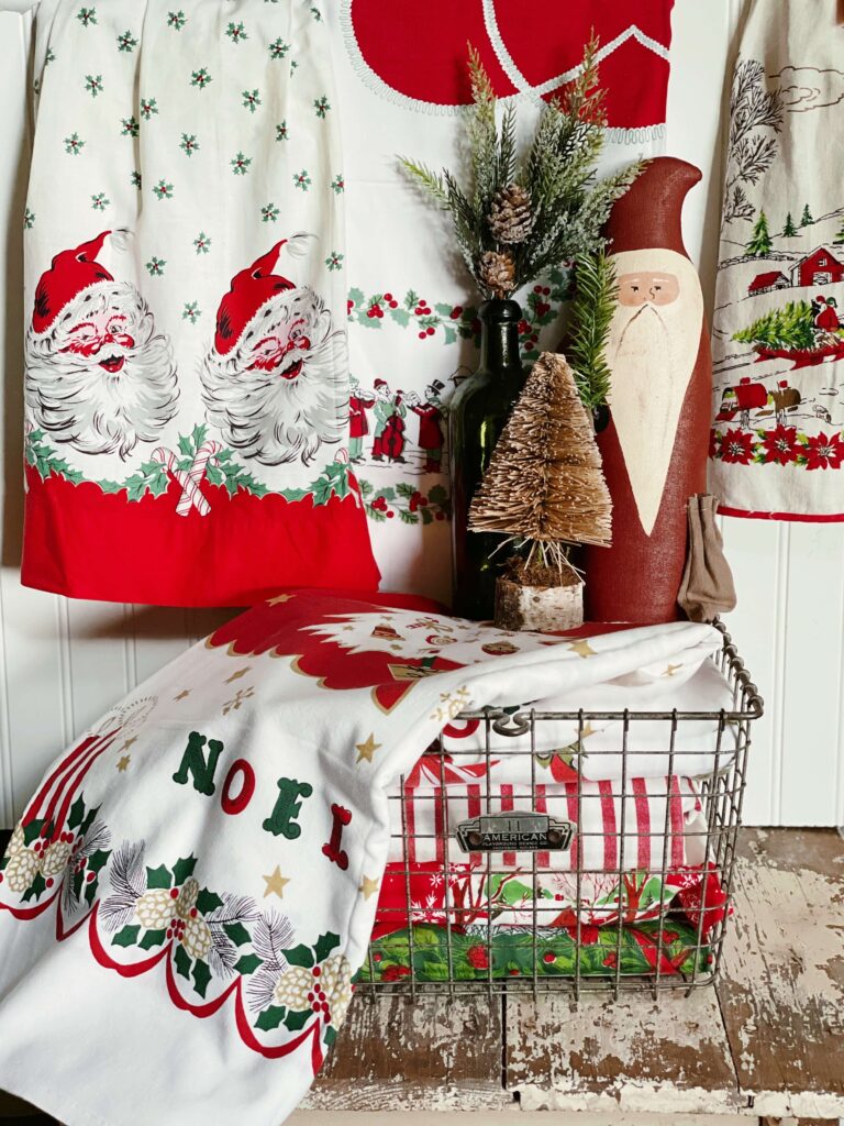 Vintage tablecloths for Christmas décor