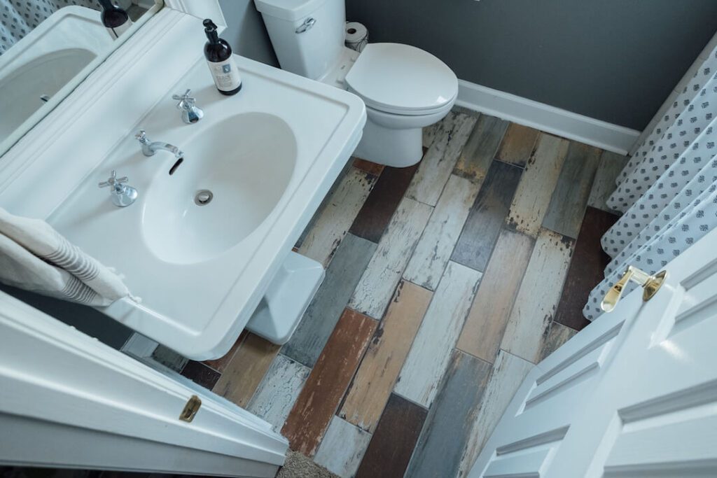 colored wood floor tile in bathroom
