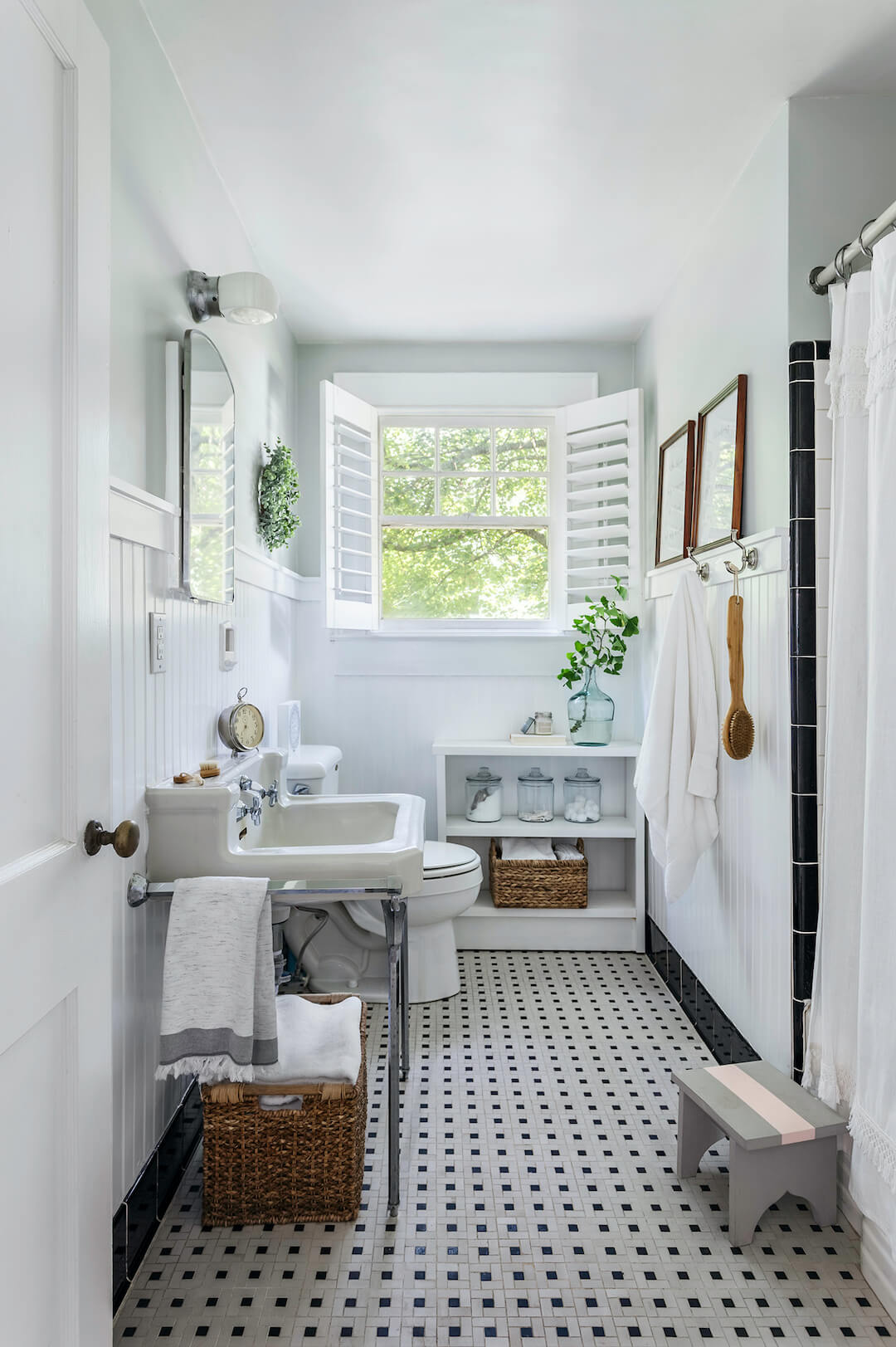 Vintage-Inspired Bathroom Shelf