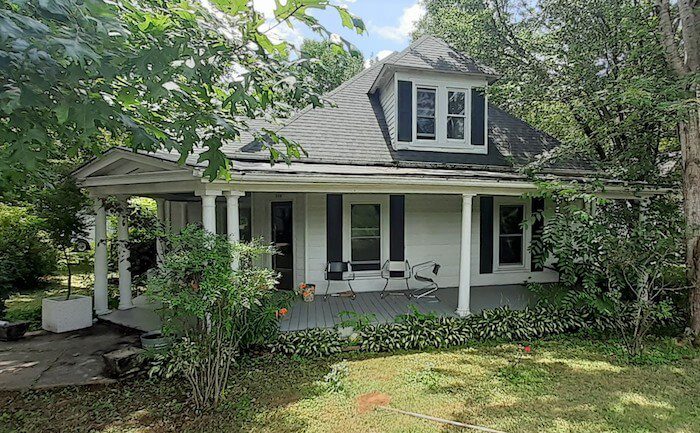 exterior of colonial and cottage style fixer upper