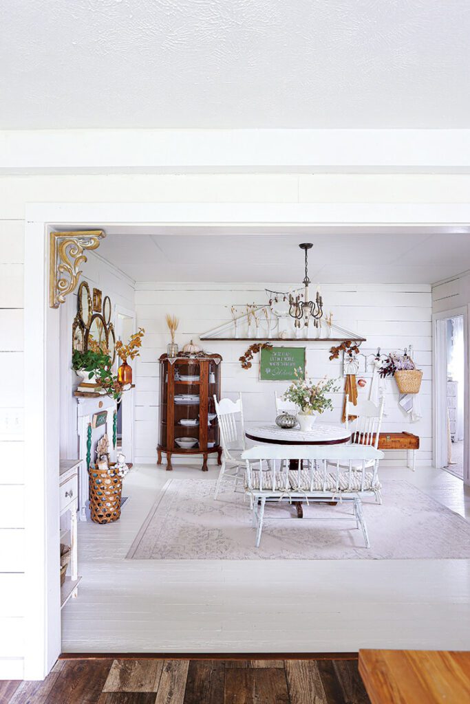 farmhouse dining room