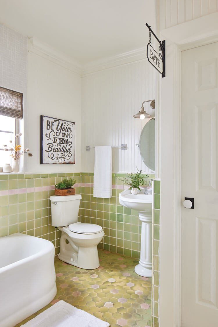 bathroom in the Piper villa at the Villas at Spanish Court