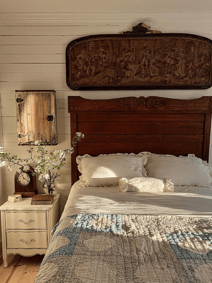 rustic farmhouse bedroom decor