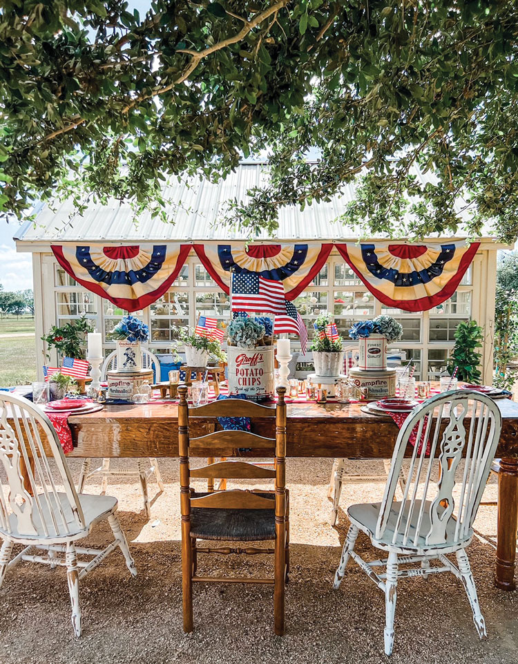 Fourth of July outdoor tablescape