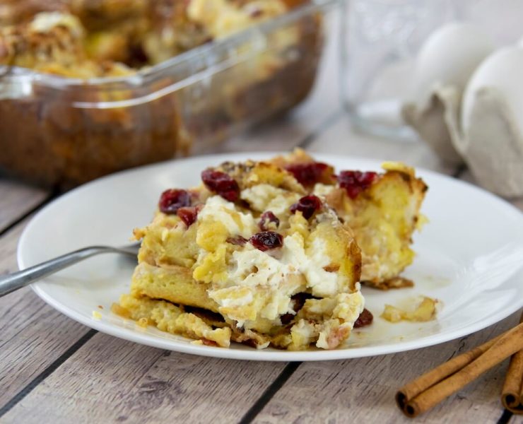 brunch served with Cranberry Strata