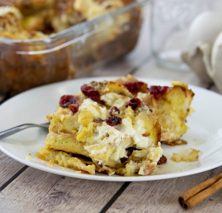 brunch served with Cranberry Strata