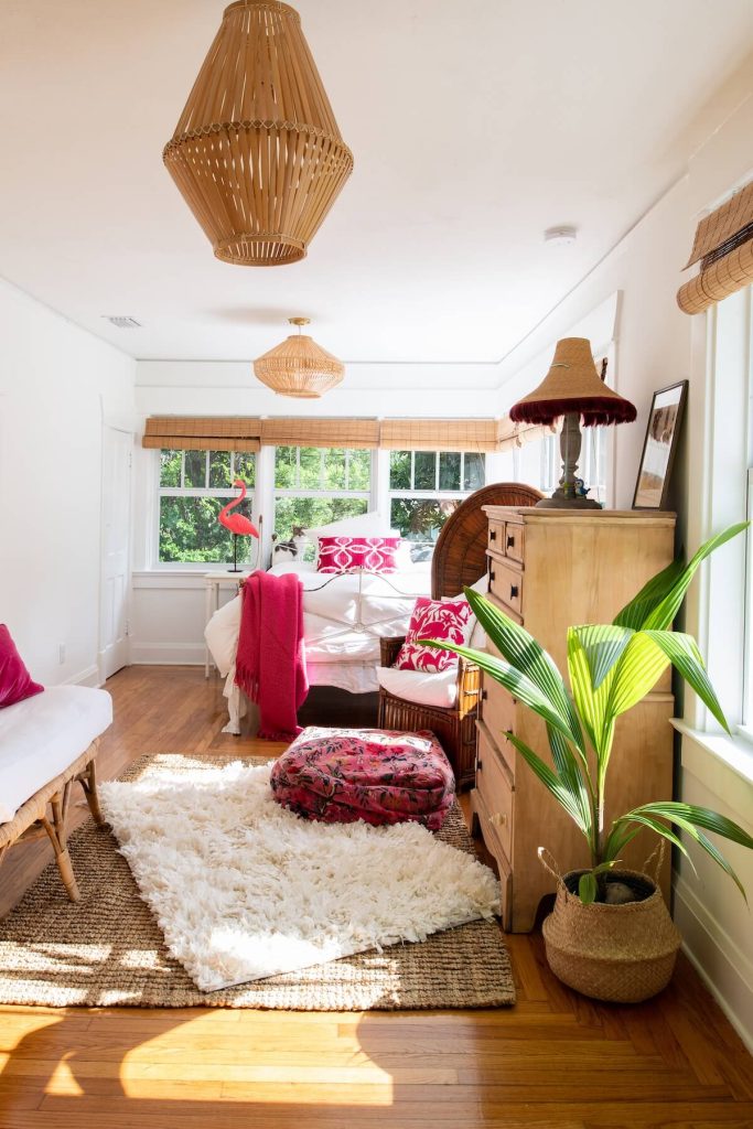 potted plant in Florida bedroom with flamingo accents